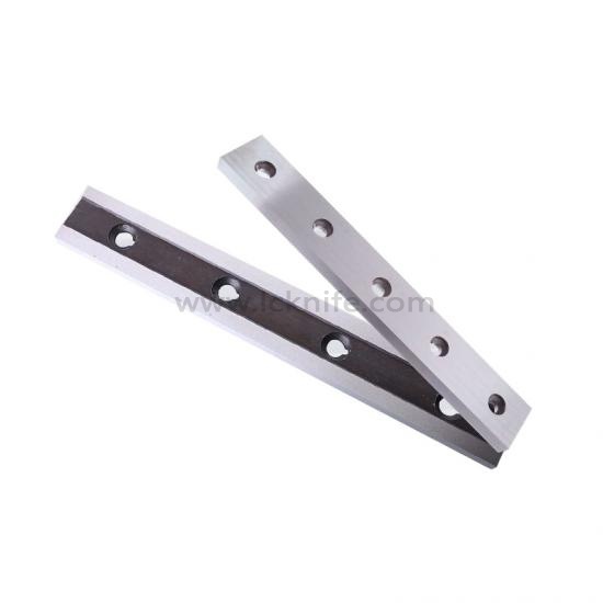 The reasons for damage to the shearing blade during use